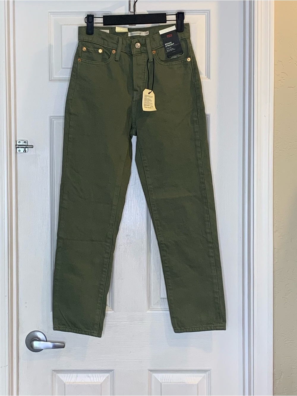 Levi’s Wedgie Straight Green Jeans Size 24x26